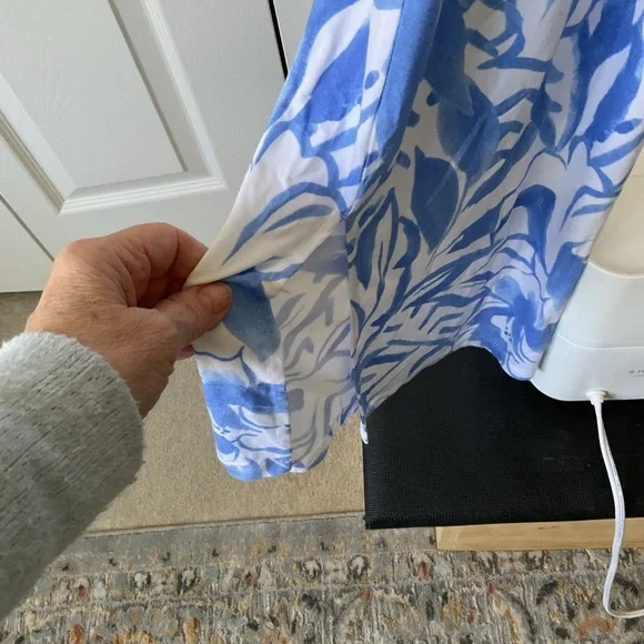 Susan Graver Blue and White Tropical Print Lounge Pants - Picture 4 of 5